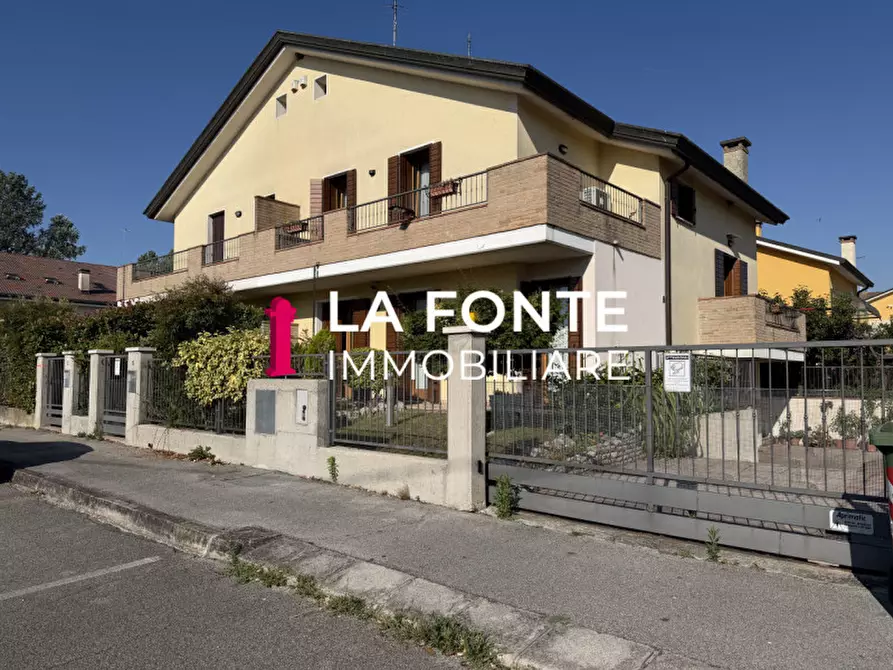 Immagine 3 di Casa bifamiliare in vendita  in Via Pionche a Vigonza