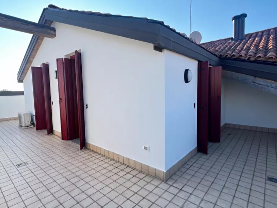 Immagine 21 di Attico in vendita  in Via Cavinello Ovest a Pianiga