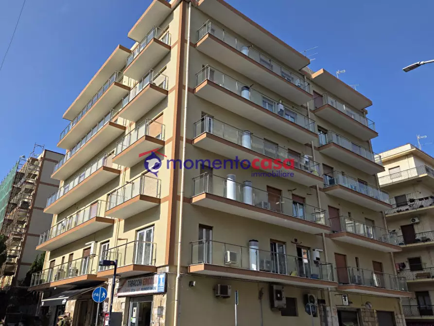 Immagine 1 di Appartamento in vendita  in viale Calabria a Reggio Di Calabria
