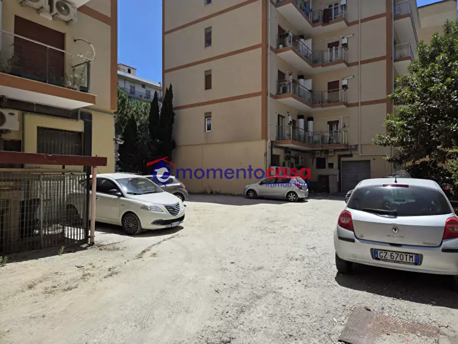 Immagine 5 di Appartamento in vendita  in viale Calabria a Reggio Di Calabria