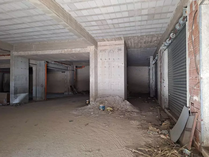 Immagine 3 di Negozio in vendita  in Viale Europa, 285, 90036 Misilmeri PA, Italia a Misilmeri