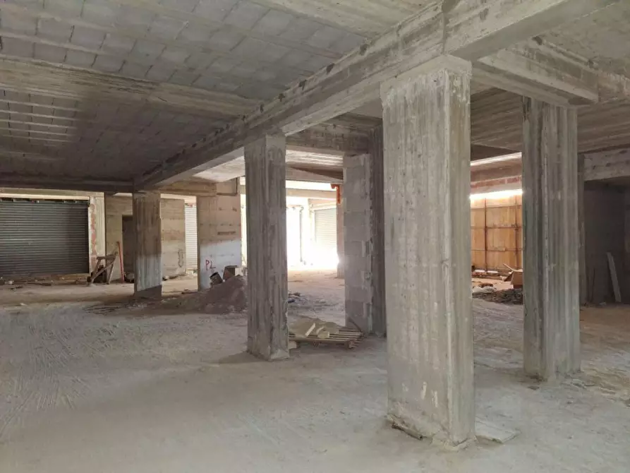 Immagine 14 di Negozio in vendita  in Viale Europa, 285, 90036 Misilmeri PA, Italia a Misilmeri