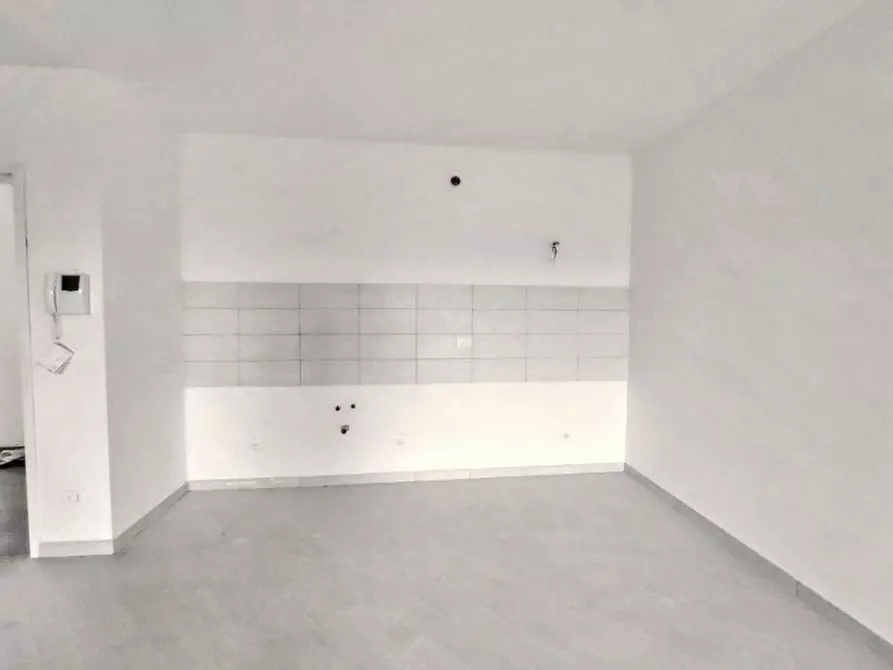 Immagine 3 di Appartamento in vendita  in Via Vittorio De Sica, N. 5-7 a Fiumicino