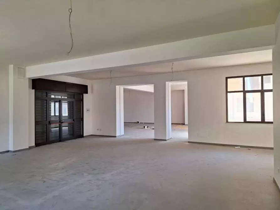 Immagine 8 di Negozio in vendita  in Viale Europa, 285, 90036 Misilmeri PA, Italia a Misilmeri