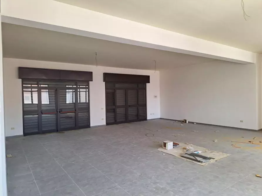 Immagine 9 di Negozio in vendita  in Viale Europa, 285, 90036 Misilmeri PA, Italia a Misilmeri