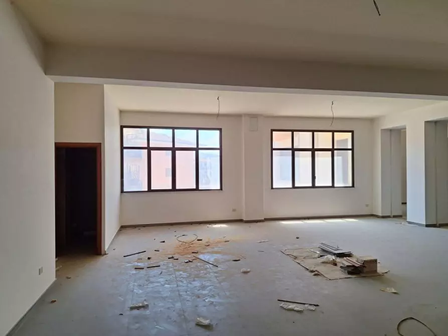 Immagine 11 di Negozio in vendita  in Viale Europa, 285, 90036 Misilmeri PA, Italia a Misilmeri