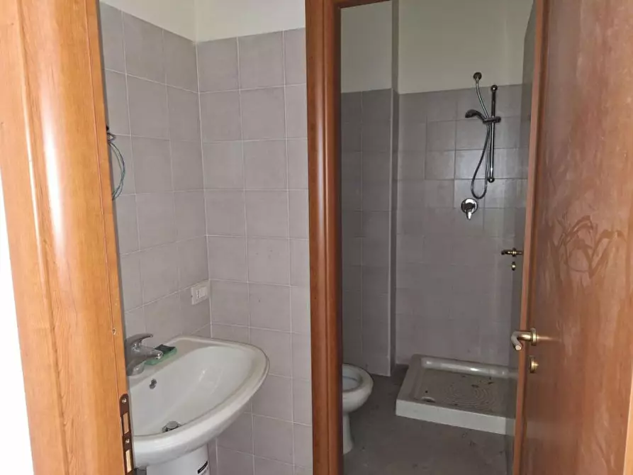 Immagine 13 di Negozio in vendita  in Viale Europa, 285, 90036 Misilmeri PA, Italia a Misilmeri