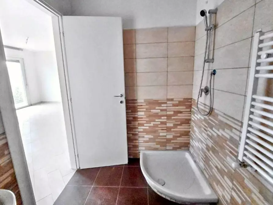 Immagine 9 di Appartamento in vendita  in Via Vittorio De Sica, N. 5-7 a Fiumicino