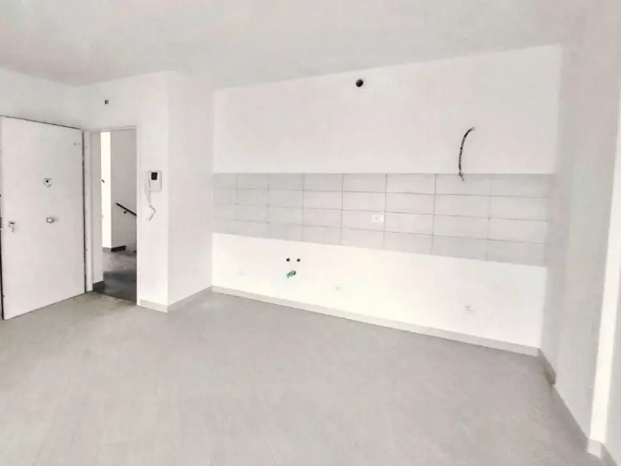 Immagine 3 di Appartamento in vendita  in Via Vittorio De Sica, N. 5-7 a Fiumicino