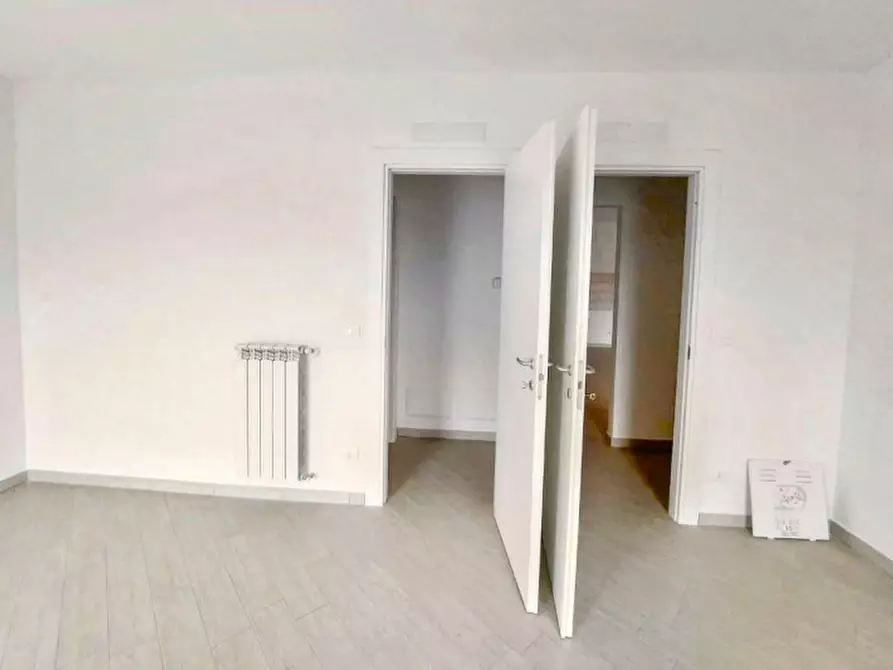 Immagine 7 di Appartamento in vendita  in Via Vittorio De Sica, N. 5-7 a Fiumicino