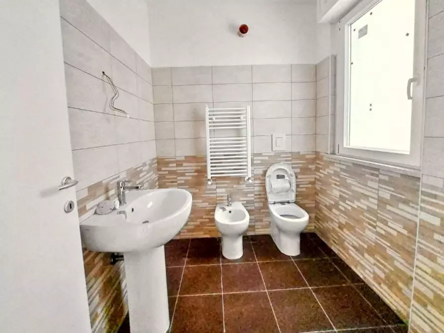 Immagine 8 di Appartamento in vendita  in Via Vittorio De Sica, N. 5-7 a Fiumicino