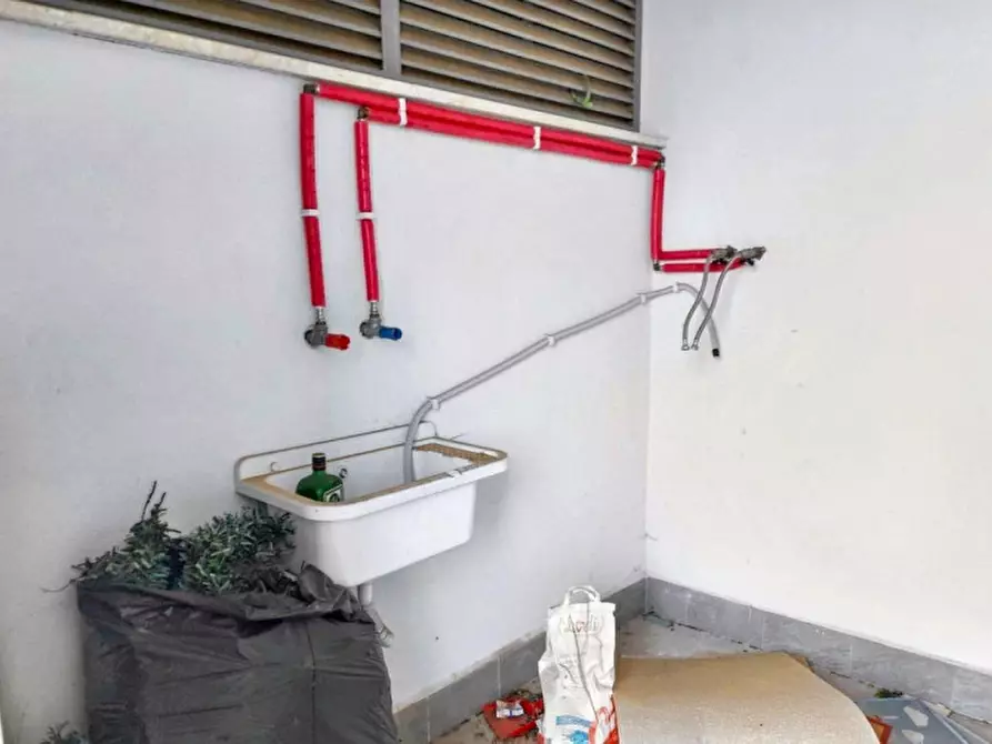 Immagine 14 di Appartamento in vendita  in Via Vittorio De Sica, N. 5-7 a Fiumicino