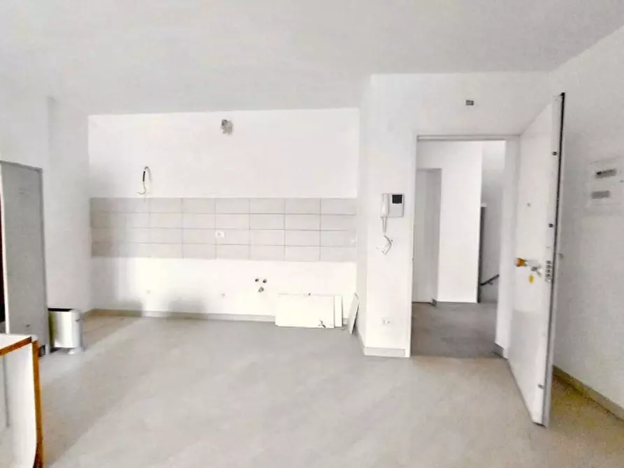 Immagine 3 di Appartamento in vendita  in Via Vittorio De Sica, N. 5-7 a Fiumicino