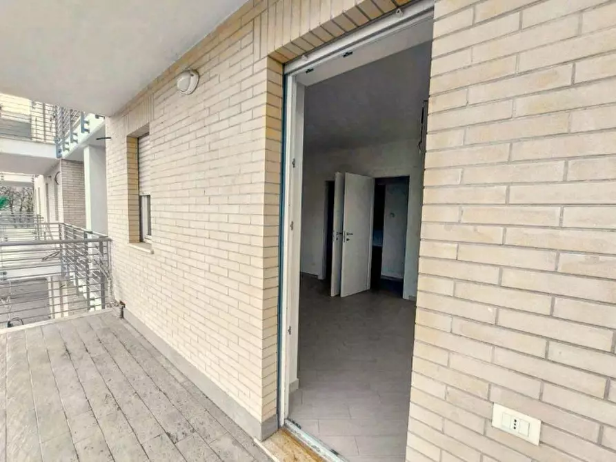 Immagine 6 di Appartamento in vendita  in Via Vittorio De Sica, N. 5-7 a Fiumicino