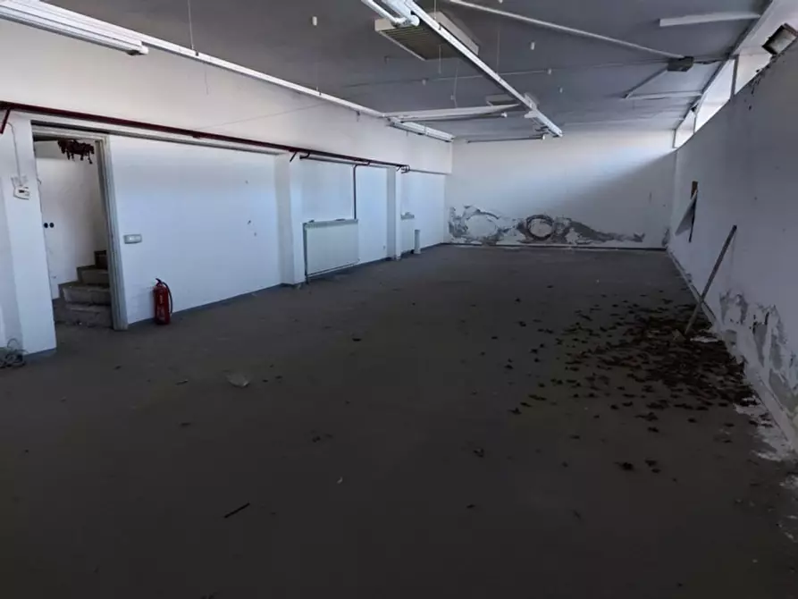Immagine 4 di Capannone industriale in vendita  in via Monza, N. 8 a Rovellasca