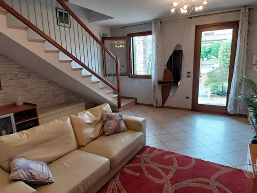 Immagine 6 di Casa bifamiliare in vendita  in Via Luigi Pirandello, 15 a Villafranca Padovana