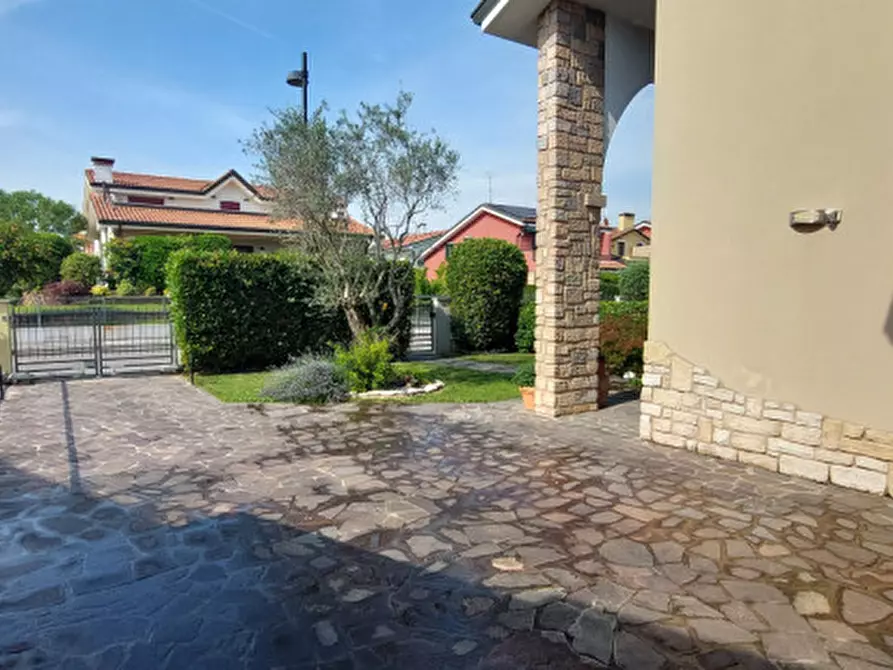 Immagine 15 di Casa bifamiliare in vendita  in Via Luigi Pirandello, 15 a Villafranca Padovana