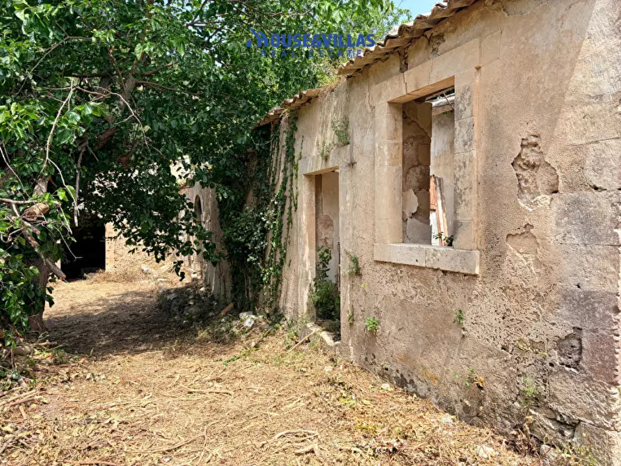 Immagine 16 di Villa in vendita  in contrada fiumara a Noto