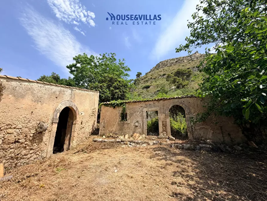 Immagine 22 di Villa in vendita  in contrada fiumara a Noto