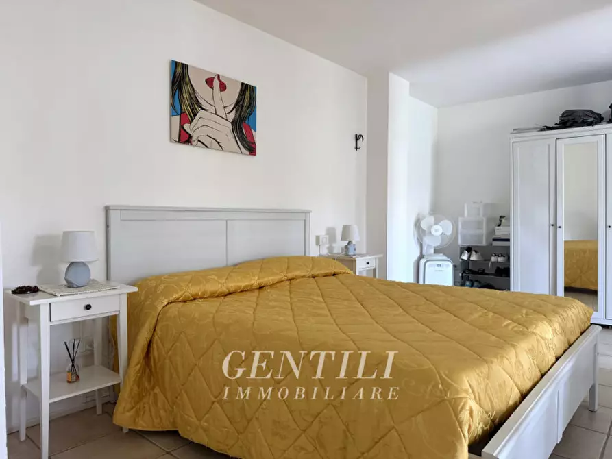 Immagine 3 di Appartamento in vendita  a Arzachena