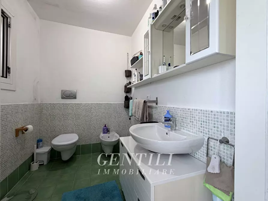 Immagine 8 di Appartamento in vendita  a Arzachena