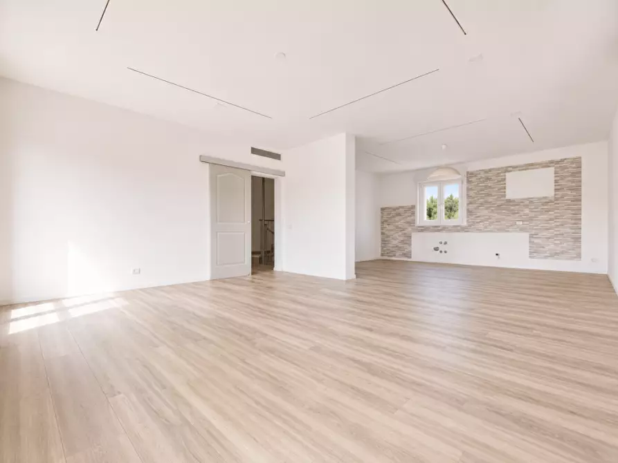 Immagine 3 di Casa bifamiliare in vendita  in Viale Anconetta, 165 a Vicenza