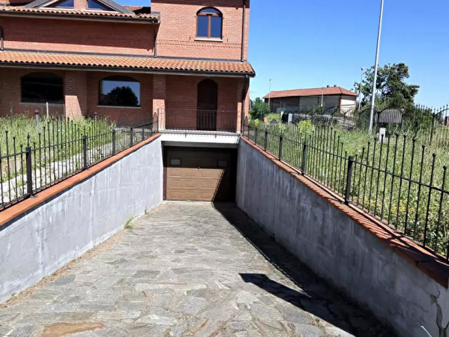 Immagine 2 di Villetta a schiera in vendita  in Strada del Corno Basso Chialano a Villanova D'asti