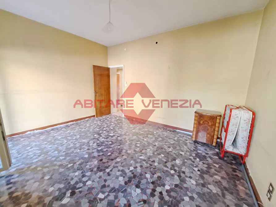Immagine 13 di Appartamento in vendita  in Via Sandro Gallo 43 a Venezia
