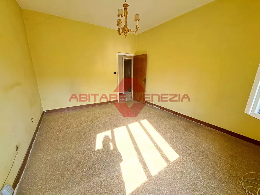 Immagine 16 di Appartamento in vendita  in Via Sandro Gallo 43 a Venezia