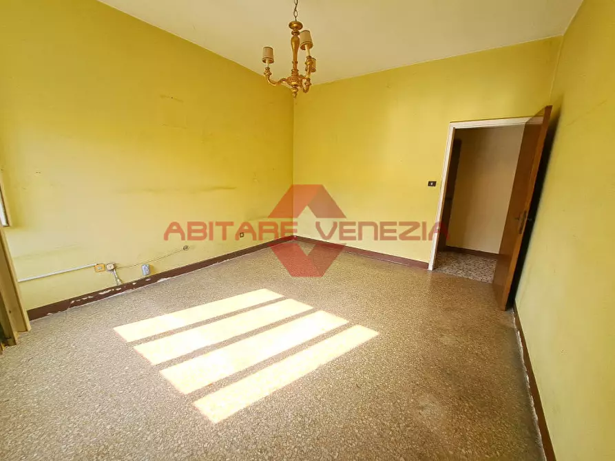 Immagine 17 di Appartamento in vendita  in Via Sandro Gallo 43 a Venezia