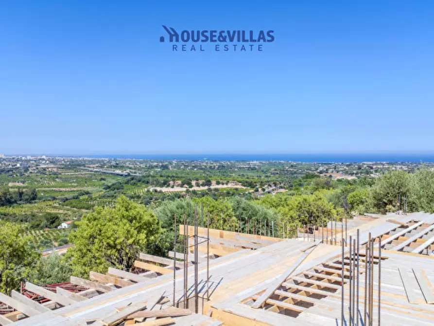 Immagine 9 di Villa in vendita  in Via Dogali e Saati a Noto
