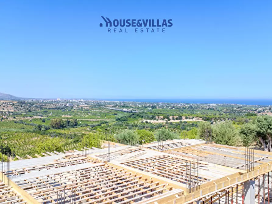 Immagine 18 di Villa in vendita  in Via Dogali e Saati a Noto