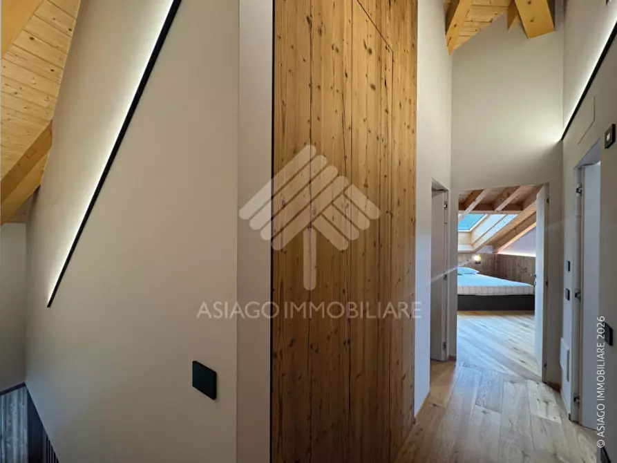 Immagine 11 di Appartamento in affitto  in Via Generale Cristiano Lobbia a Asiago