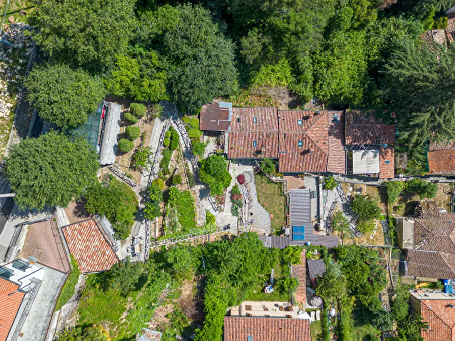 Immagine 3 di Casa indipendente in vendita  in Via ai Monti a Albavilla