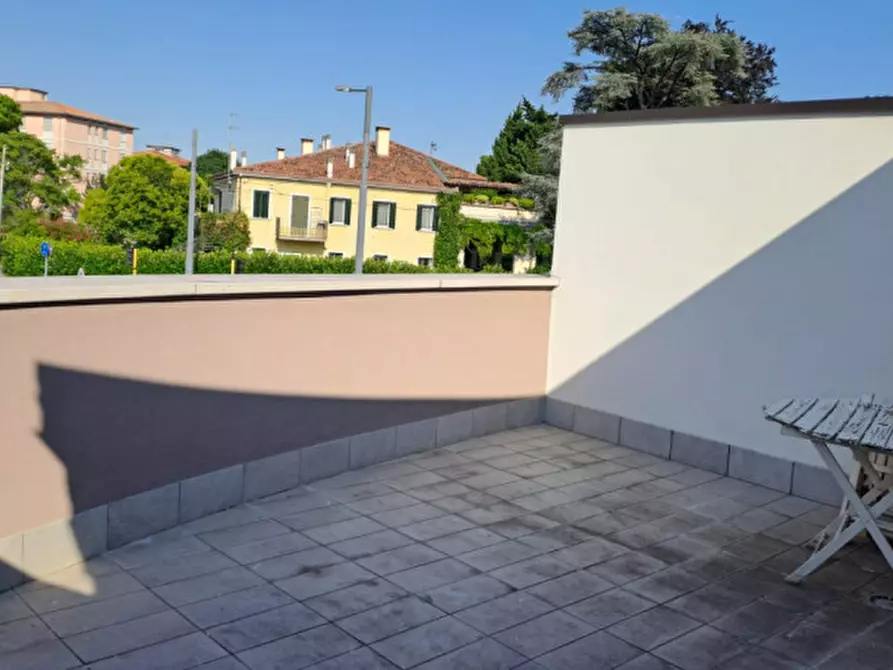 Immagine 1 di Appartamento in affitto  in Via Cino da Pistoia a Padova