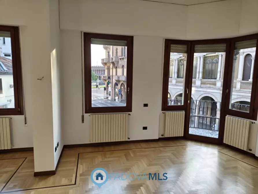 Immagine 1 di Appartamento in affitto  in Via Beato Luca Belludi a Padova