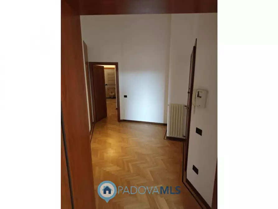 Immagine 13 di Appartamento in affitto  in Via Beato Luca Belludi a Padova