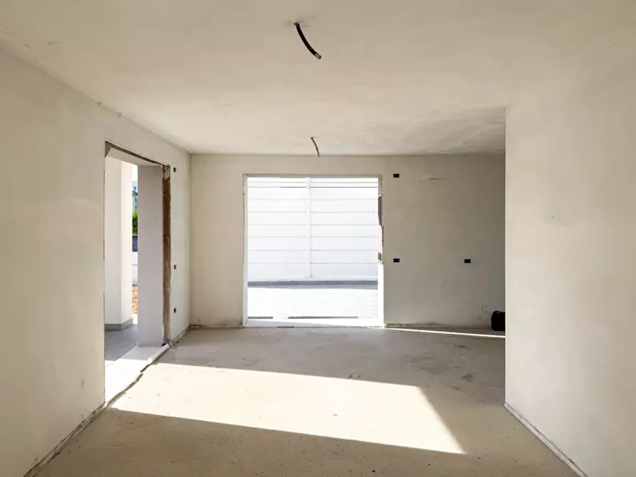 Immagine 11 di Casa bifamiliare in vendita  in Via Cornere a Altivole