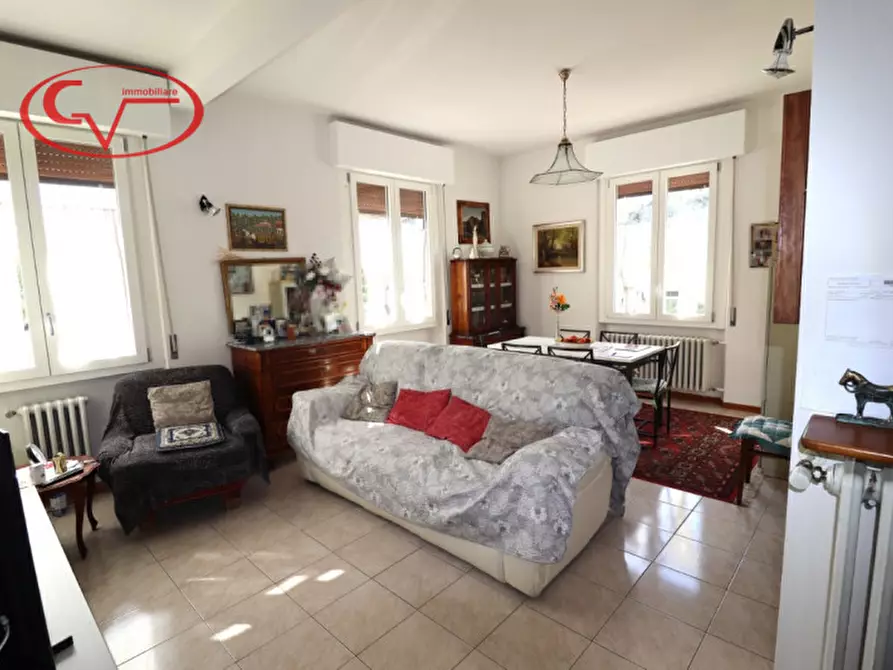 Immagine 1 di Appartamento in vendita  in via isonzo a Montevarchi