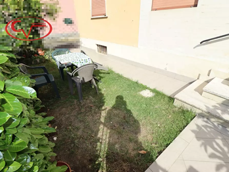 Immagine 29 di Appartamento in vendita  in via isonzo a Montevarchi