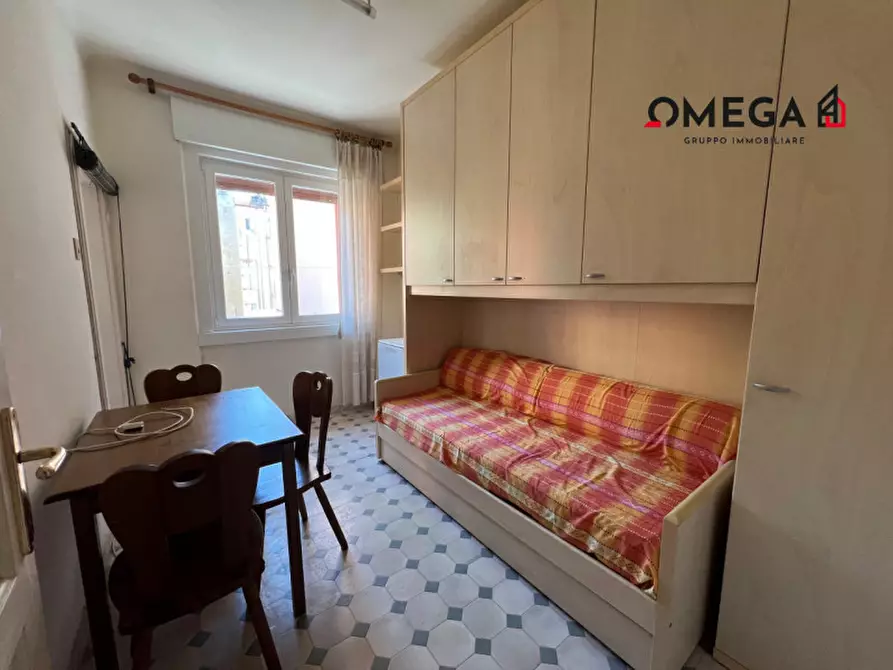 Immagine 10 di Appartamento in vendita  in Via dei Giuliani 27 a Trieste