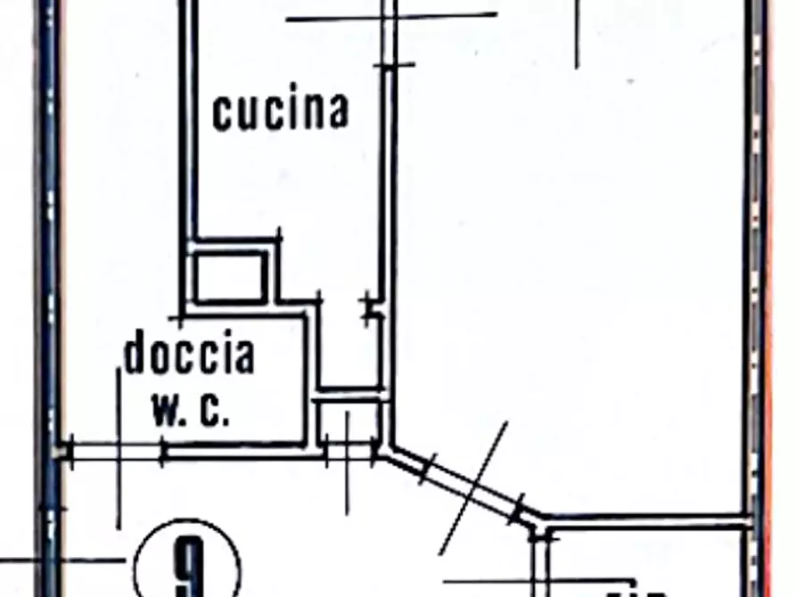 Immagine 16 di Appartamento in vendita  in Via dei Giuliani 27 a Trieste