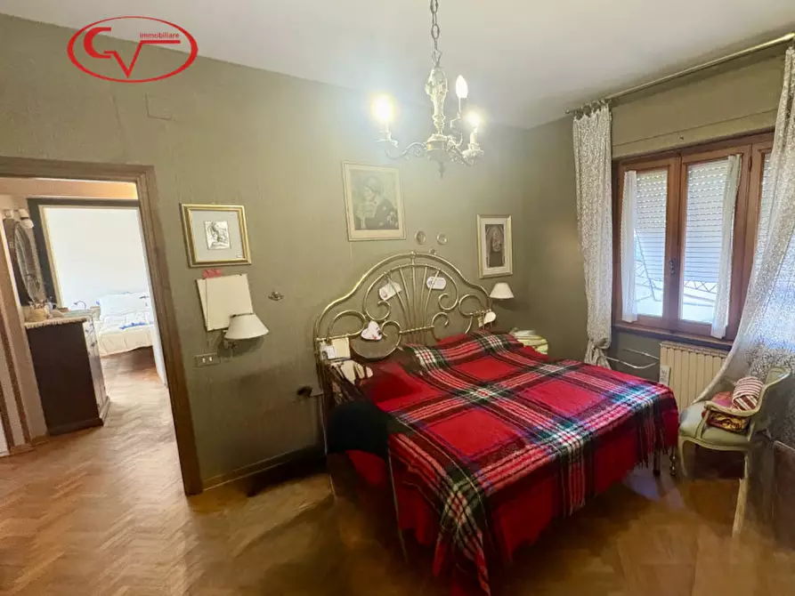 Immagine 9 di Casa bifamiliare in vendita  in Centro a Terranuova Bracciolini