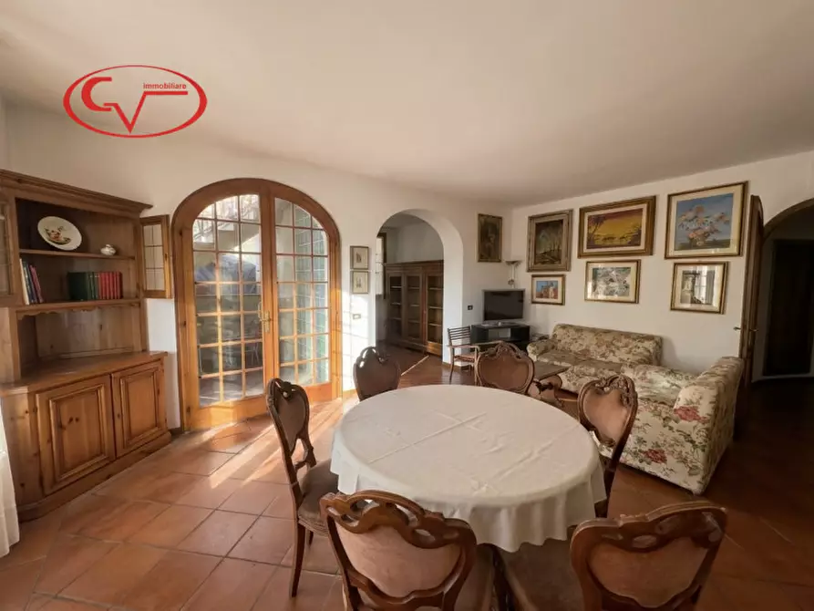 Immagine 11 di Casa bifamiliare in vendita  in Centro a Terranuova Bracciolini