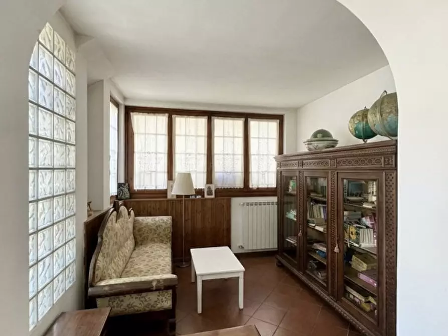 Immagine 13 di Casa bifamiliare in vendita  in Centro a Terranuova Bracciolini