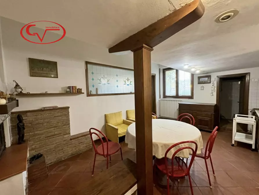 Immagine 16 di Casa bifamiliare in vendita  in Centro a Terranuova Bracciolini