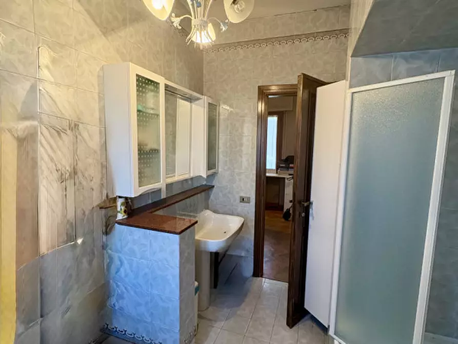 Immagine 19 di Casa bifamiliare in vendita  in Centro a Terranuova Bracciolini