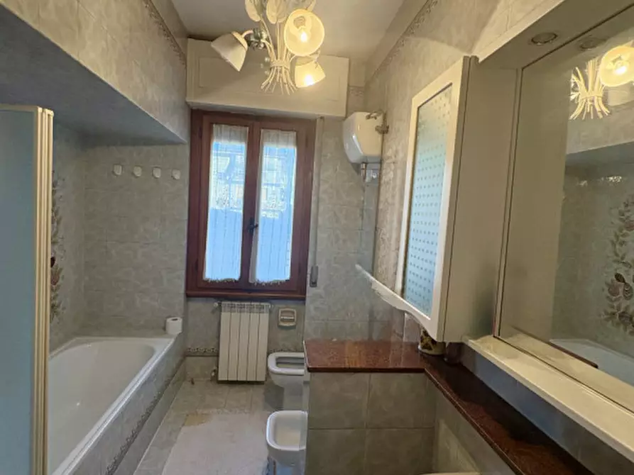 Immagine 20 di Casa bifamiliare in vendita  in Centro a Terranuova Bracciolini
