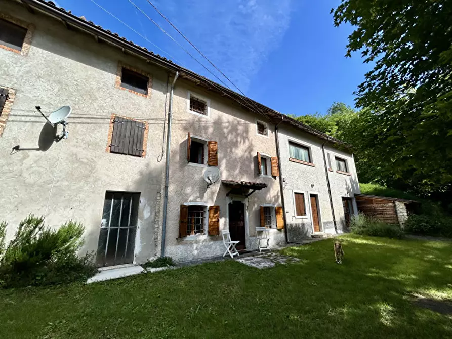 Immagine 3 di Villetta a schiera in vendita  in VIA CUNEGATTI a Badia Calavena