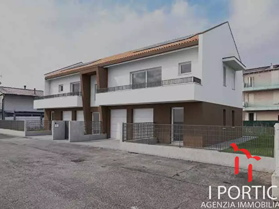 Immagine 7 di Appartamento in vendita  in via mascagni a Salzano
